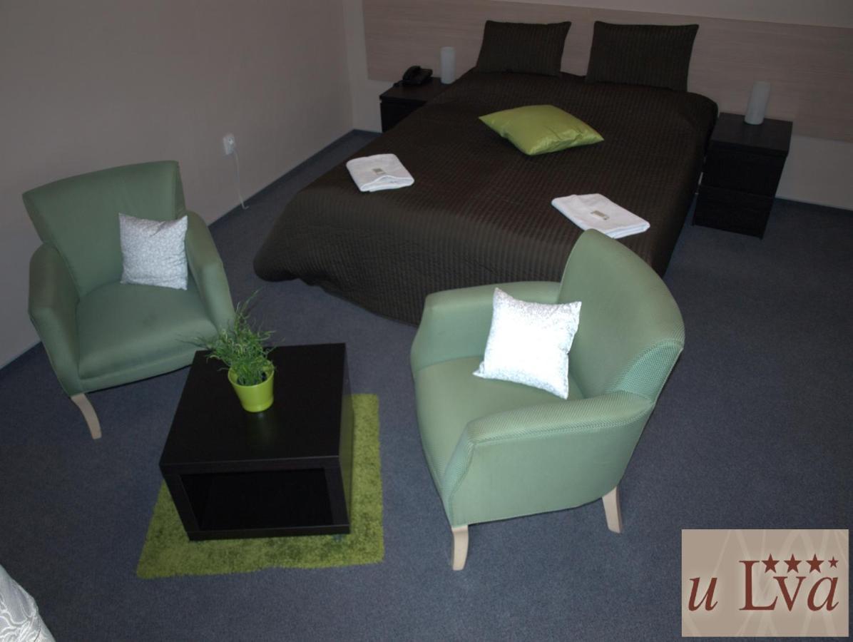 Hotel U Lva Bilina Luaran gambar